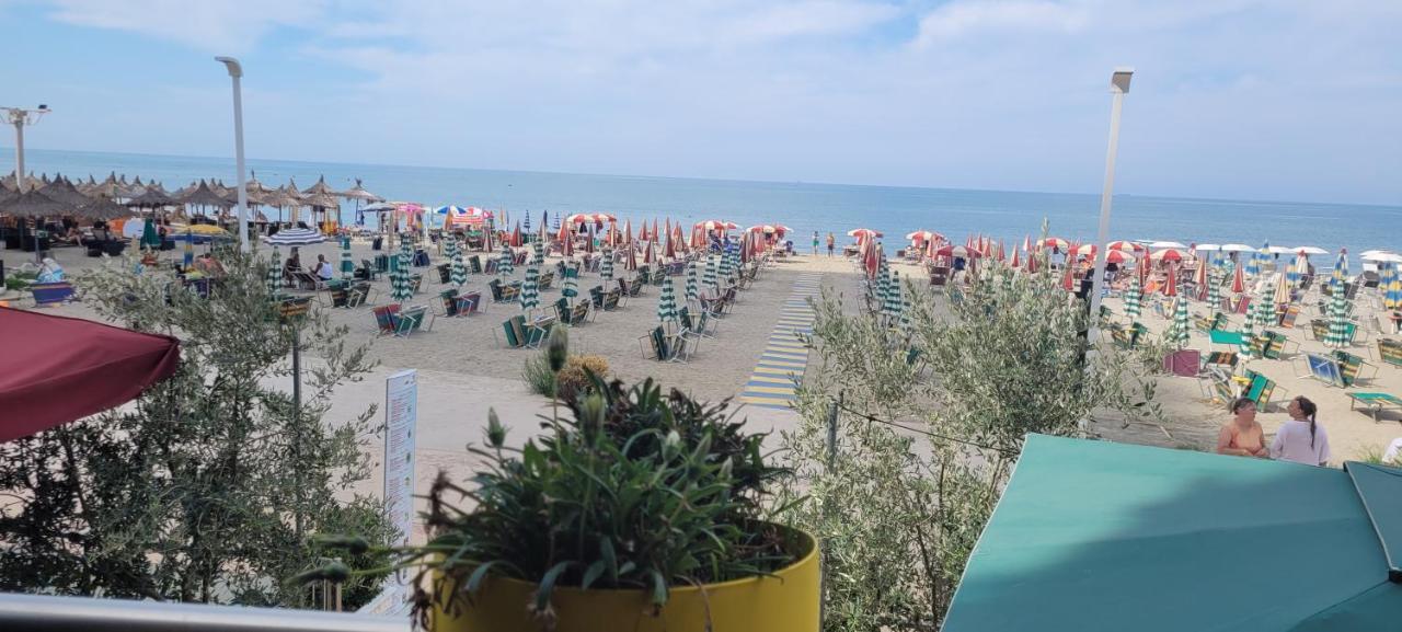 Beach View Apartment, Golem Durrës 外观 照片